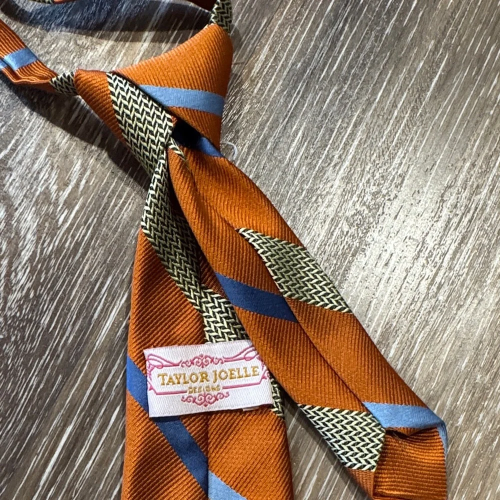 Stylish Orange and Blue Striped Tie